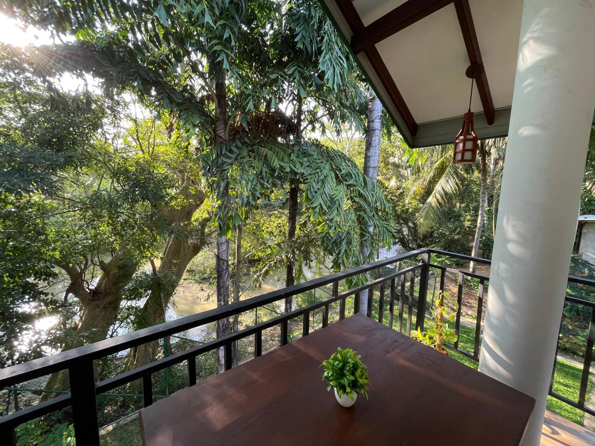 Yala Safari River View Hotel Tissamaharama Zewnętrze zdjęcie
