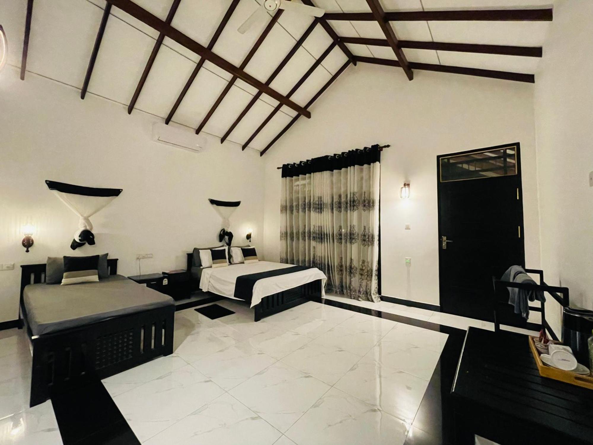 Yala Safari River View Hotel Tissamaharama Zewnętrze zdjęcie