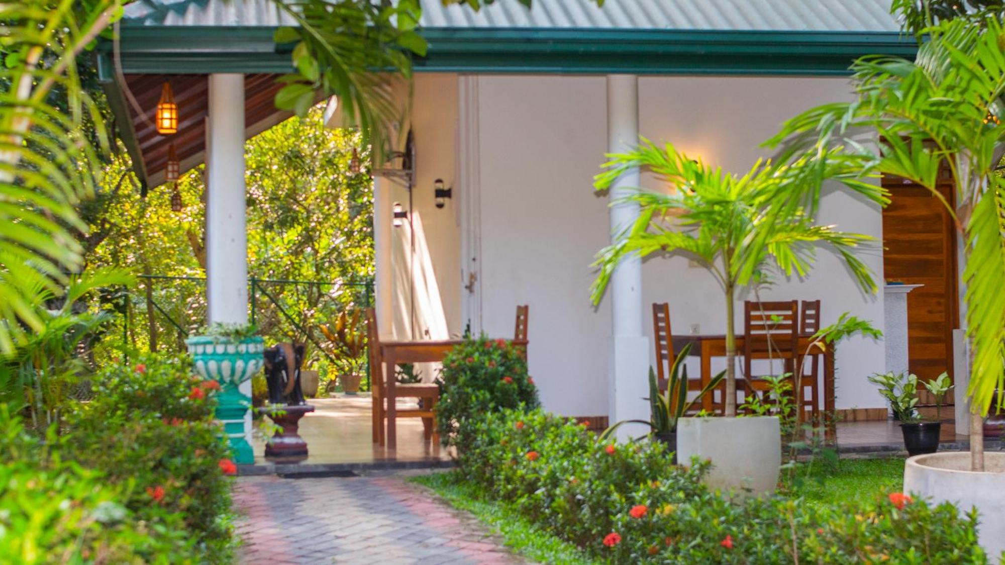Yala Safari River View Hotel Tissamaharama Zewnętrze zdjęcie